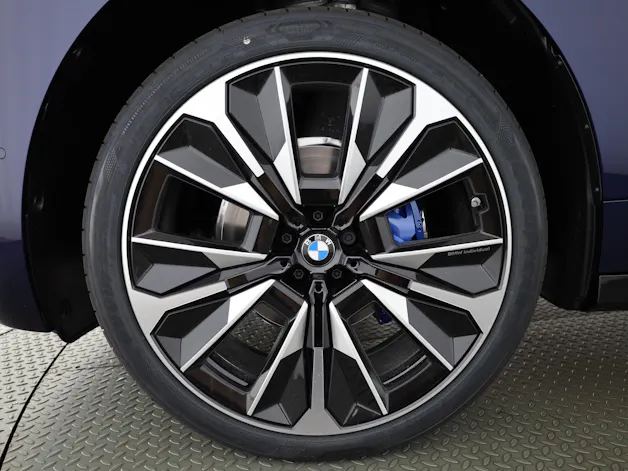 BMW iX xDrive60