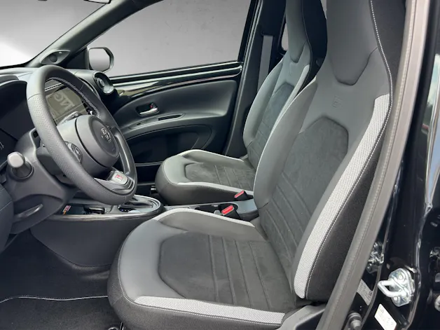 Toyota Aygo X 1.5 VVT-i HSD GR Sport