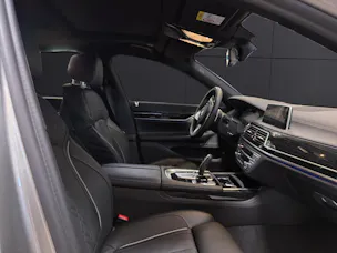 BMW 750i xDrive SAG  M Sport Executive Drive Pro