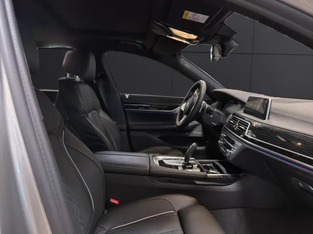 BMW 750i xDrive SAG M Sport Executive Drive Pro