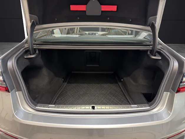 BMW 750i xDrive SAG M Sport Executive Drive Pro