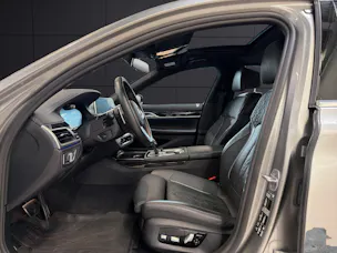 BMW 750i xDrive SAG  M Sport Executive Drive Pro