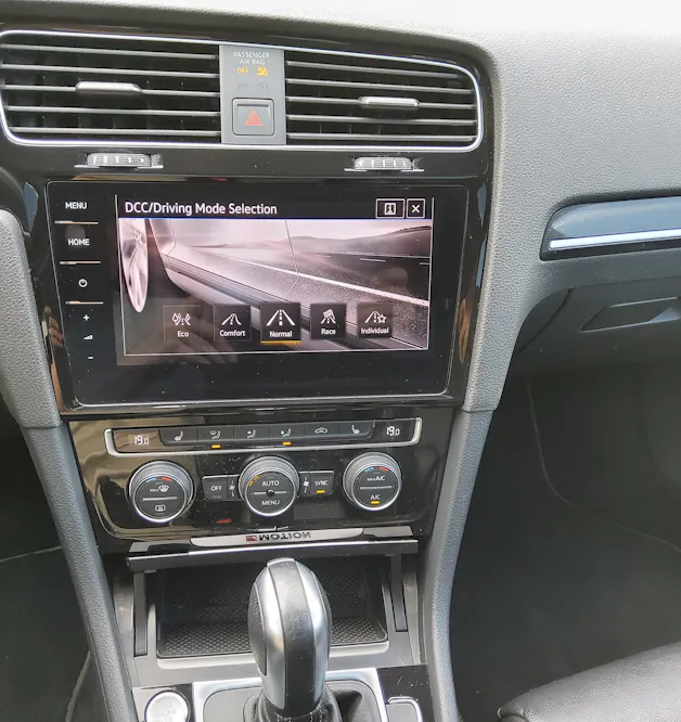 VW Golf VII 2.0 TSI R DSG 4motion