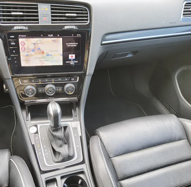 VW Golf VII 2.0 TSI R DSG 4motion