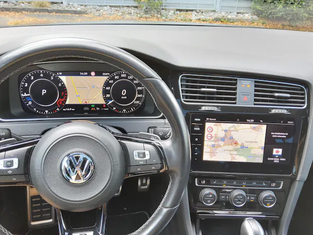 VW Golf VII 2.0 TSI R DSG 4motion