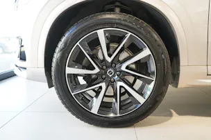 Volvo XC90 2.0 B5 MH Plus Dark 5P. AWD