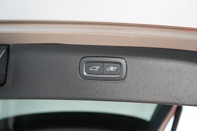 Volvo XC90 2.0 B5 MH Plus Dark 5P. AWD
