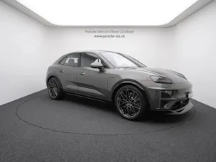 PORSCHE Macan Turbo