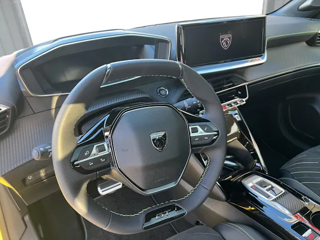 Peugeot 208 1.2 Hybrid 145 GT Exclusive