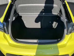 PEUGEOT 208 1.2 Hybrid 145 GT Exclusive