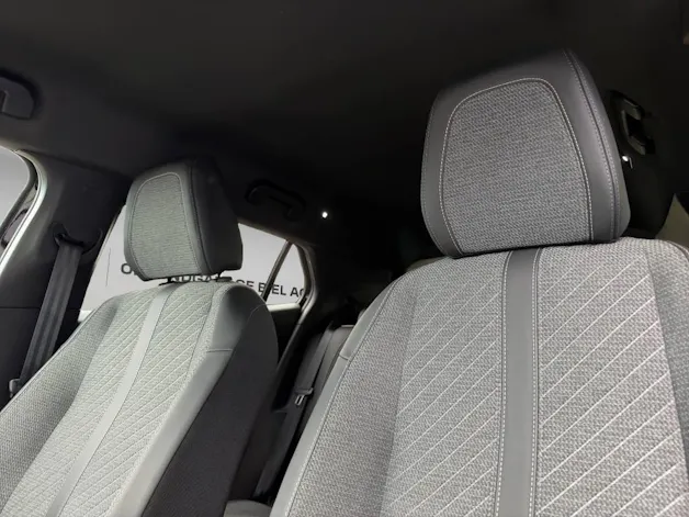 Peugeot 2008 1.2 PureTech 130 Allure