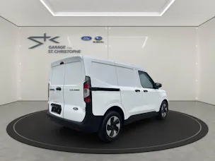 FORD E-Transit Courier Van Trend