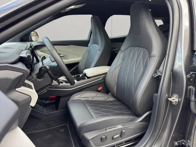 Ford Explorer Extended Range Premium AWD