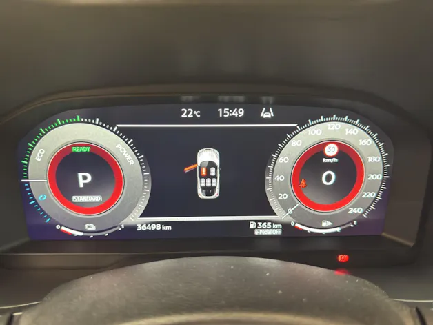 NISSAN Juke 1.6 Hybrid Tekna