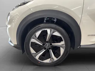 NISSAN Juke 1.6 Hybrid Tekna