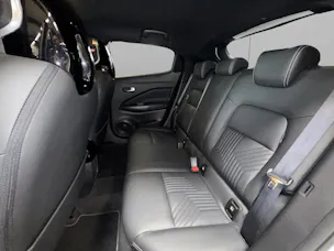 NISSAN Juke 1.6 Hybrid Tekna