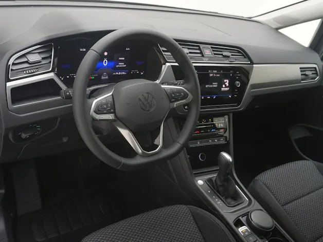 VW Touran 1.5 TSI R-Line DSG