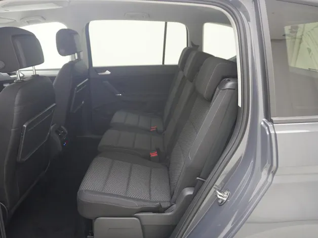 VW Touran 1.5 TSI R-Line DSG