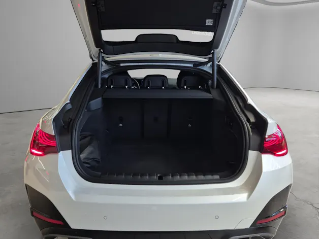 BMW i4 M60