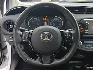 Toyota Yaris 1.5 VVT-i HSD Trend