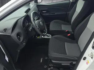 Toyota Yaris 1.5 VVT-i HSD Trend