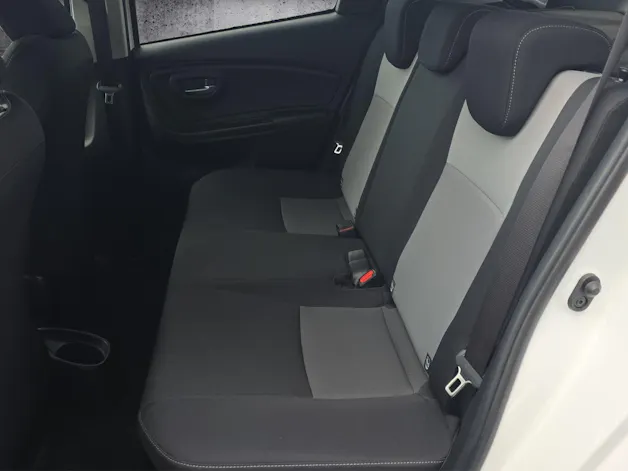 Toyota Yaris 1.5 VVT-i HSD Trend