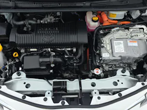 Toyota Yaris 1.5 VVT-i HSD Trend