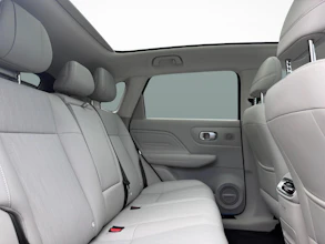 https://vehicle.imgix.net/4426855/2f46fb96-5068-4e12-8b82-d019f69d3de8.jpg