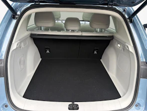 https://vehicle.imgix.net/4426855/dae9d9bd-02c6-4b90-bf89-b58fd8acf0c9.jpg