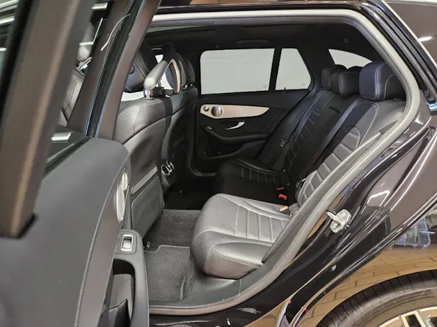 MERCEDES-BENZ C 300 d 4Matic AMG Line Kombi