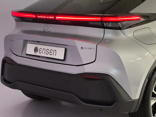 Toyota C-HR 2.0 PHEV Swiss Edition
