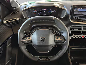 PEUGEOT 208 1.2 Hybrid 145 GT Exclusive