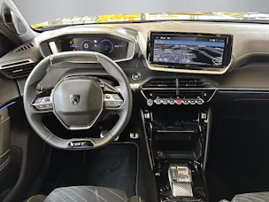 PEUGEOT 2008 1.2 Hybrid 145 GT Exclusive
