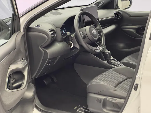Toyota Yaris 1.5 VVT-i HSD Premium