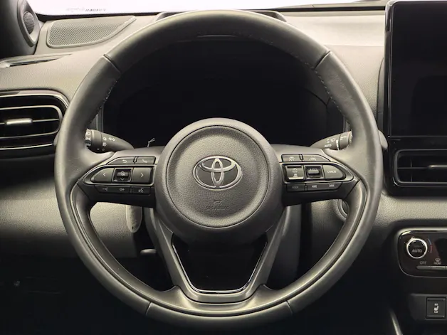 Toyota Yaris 1.5 VVT-i HSD Premium