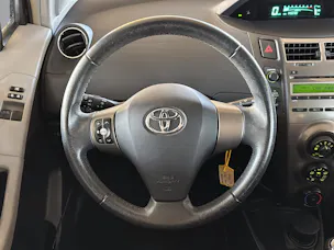 Toyota Yaris 1.33 VVT-i Linea Luna
