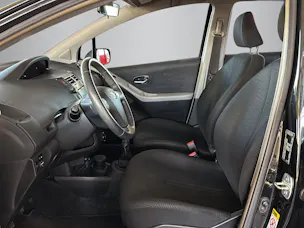 Toyota Yaris 1.33 VVT-i Linea Luna