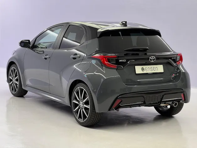 Toyota Yaris 1.5 VVT-i HSD GR Sport