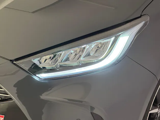 Toyota Yaris 1.5 VVT-i HSD GR Sport