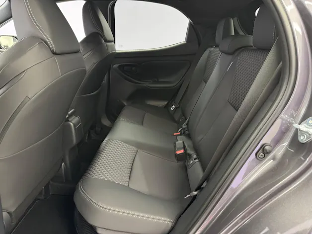Toyota Yaris 1.5 VVT-i HSD Premium