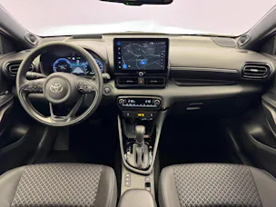Toyota Yaris 1.5 VVT-i HSD Premium