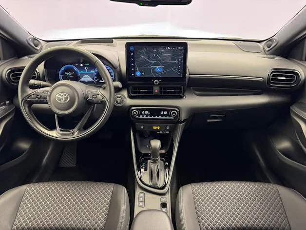 Toyota Yaris 1.5 VVT-i HSD Premium
