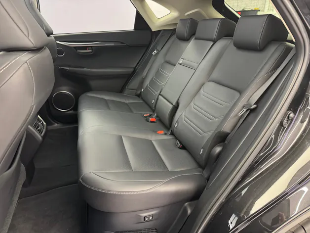 Lexus NX 300h Excellence AWD