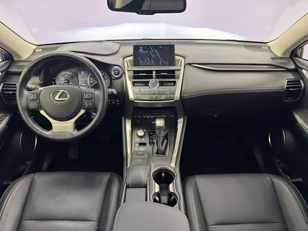 Lexus NX 300h Excellence AWD