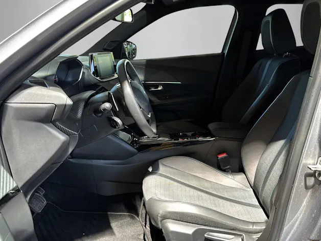 PEUGEOT 2008 1.2 PureTech 130 Allure