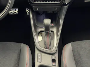 Toyota Yaris 1.5 VVT-i HSD GR Sport