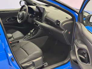 Toyota Yaris 1.5 VVT-i HSD Premium