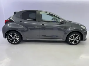 Toyota Yaris 1.5 VVT-i HSD Trend