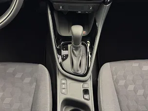 Toyota Yaris 1.5 VVT-i HSD Trend