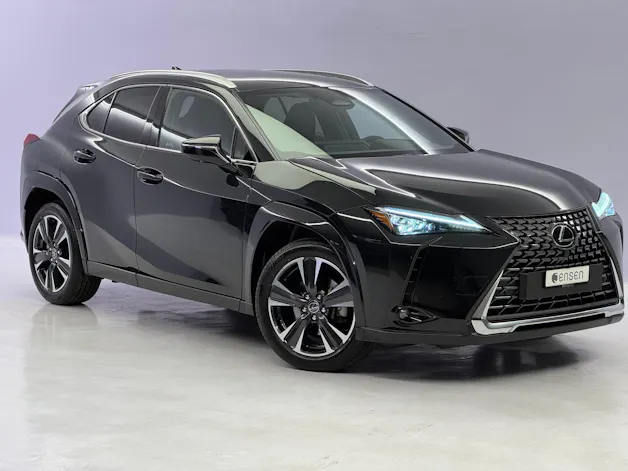 Lexus UX 300h Excellence AWD